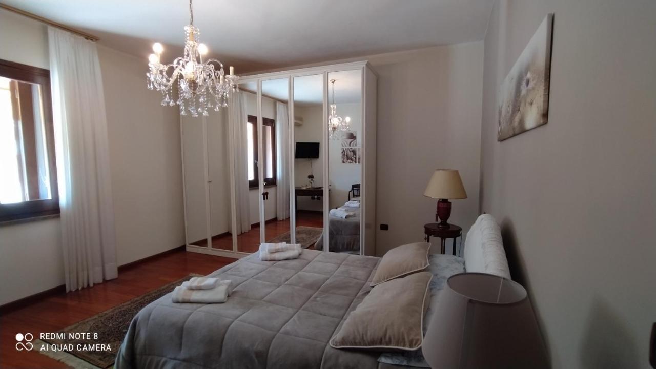 B&B Golfo Asinara Suite & Relax Sorso Bagian luar foto