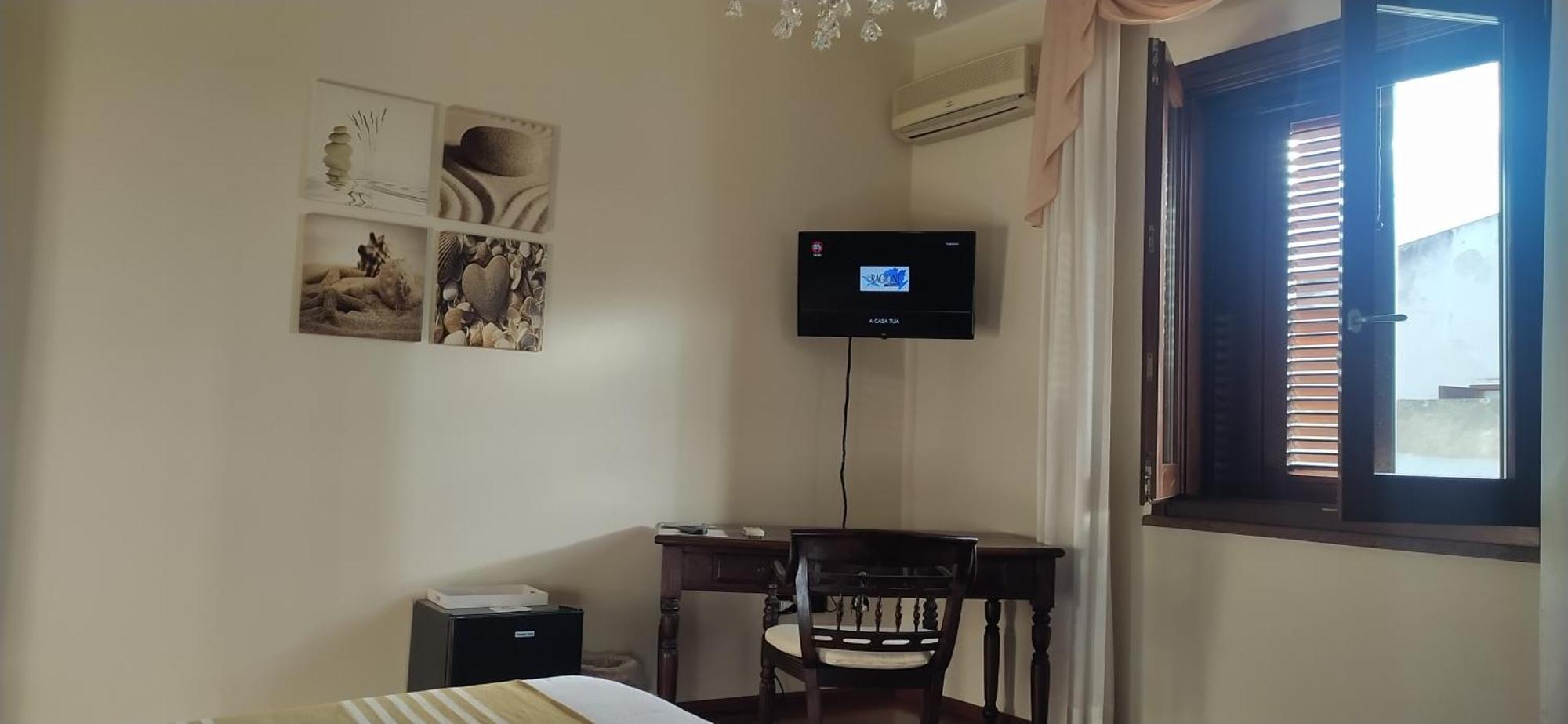 B&B Golfo Asinara Suite & Relax Sorso Bagian luar foto